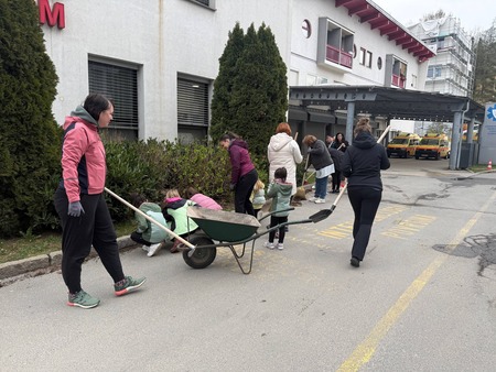 Zdravstveni Dom Ravne Na Koroškem (4)